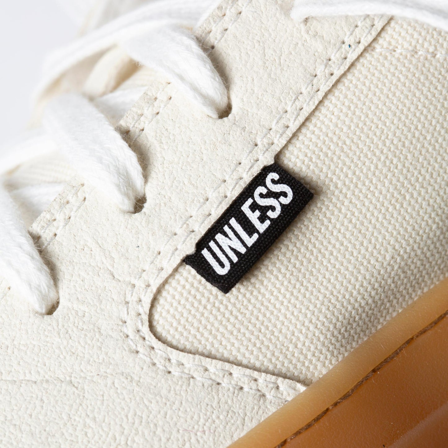 UNLESS Govy Mid