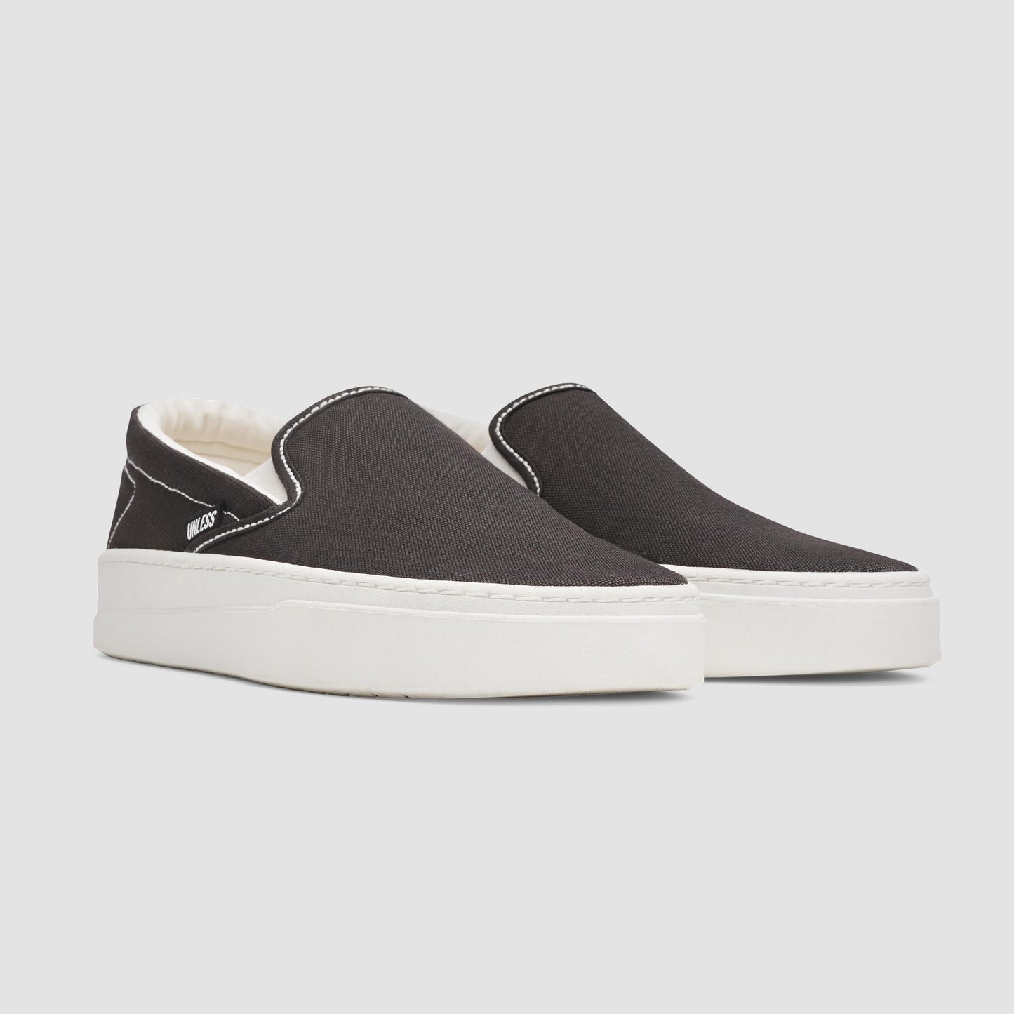 UNLESS Seaside Slip-on