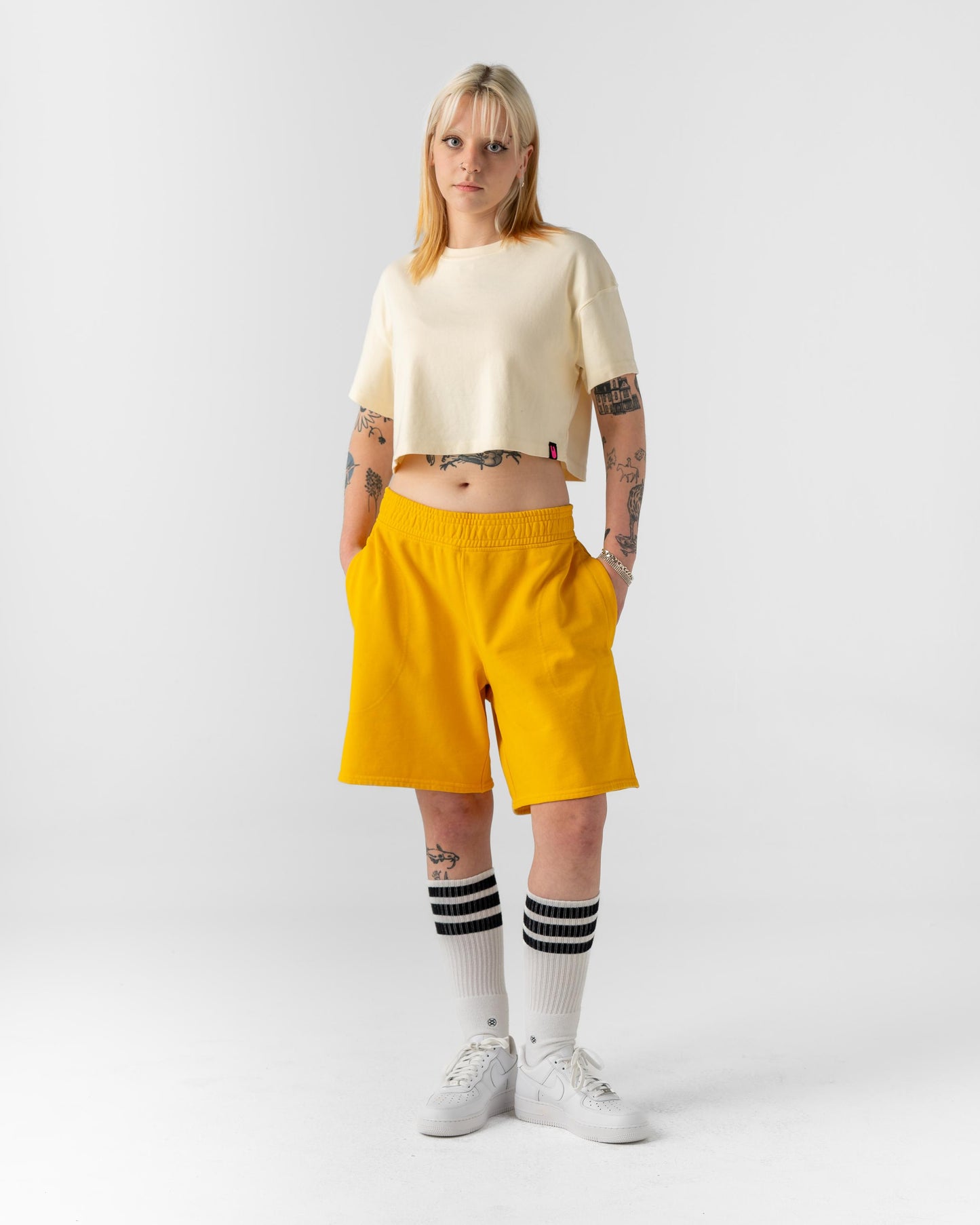 Caption: Blue: 5'8" | Size: w M / m S
