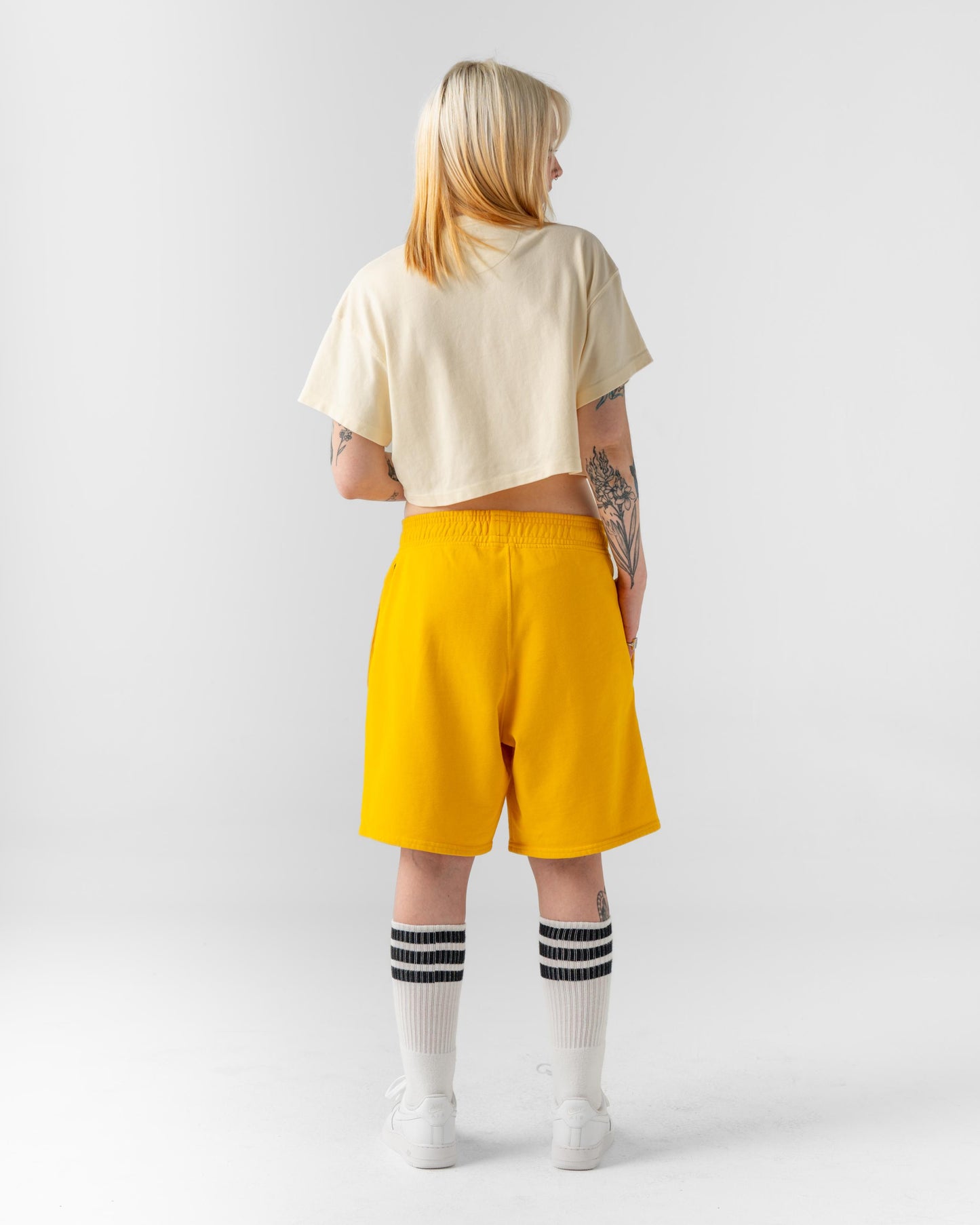 Caption: Blue: 5'8" | Size: w M / m S